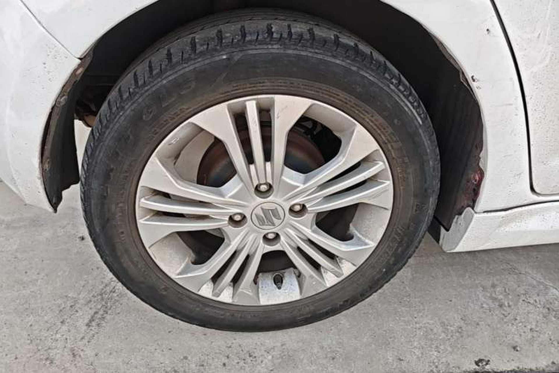 Used Suzuki Swift 2014 1.5L Automatic Fashion Edition Right Rear Wheel Hub