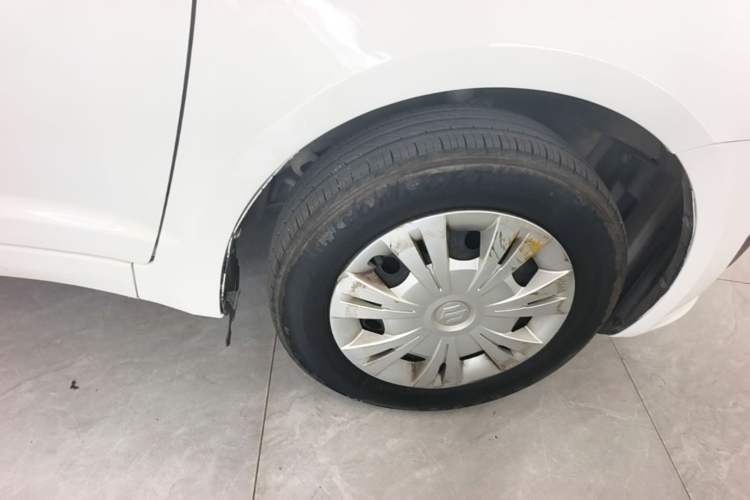 Used Suzuki Swift 2014 1.3L Manual Standard Edition Right Rear Wheel Hub