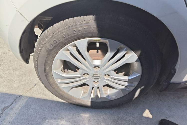 Used Suzuki Swift 2014 1.5L Automatic Fashion Edition Right Rear Wheel Hub