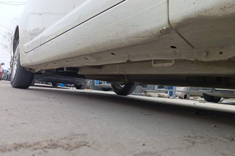 Used Suzuki Swift 2014 1.3L Manual Standard Edition Right Side Sill
