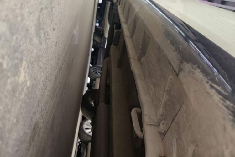 Used Suzuki Swift 2014 1.5L Automatic Fashion Edition Right Side Sill