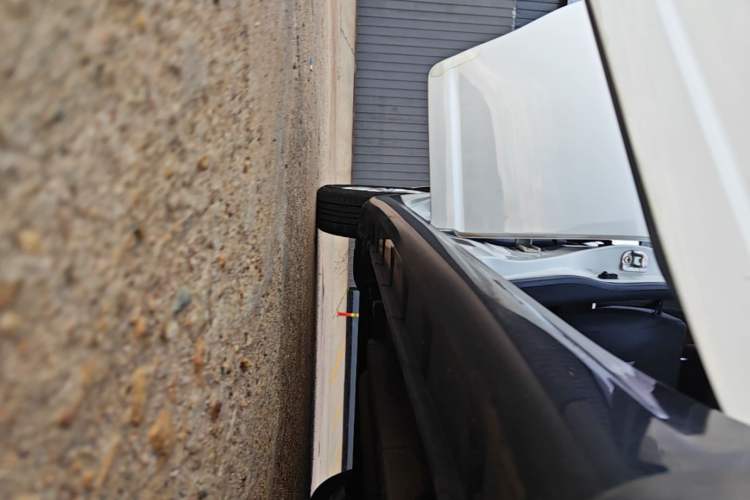 Used Suzuki Swift 2014 1.5L Automatic Fashion Edition Right Side Sill
