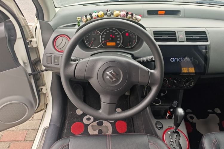 Used Suzuki Swift 2014 1.5L Automatic Fashion Edition Steering Wheel