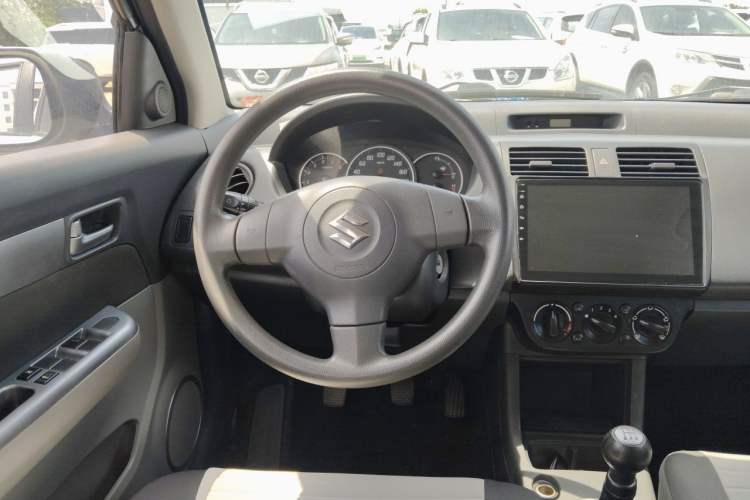 Used Suzuki Swift 2014 1.3L Manual Standard Edition Steering Wheel