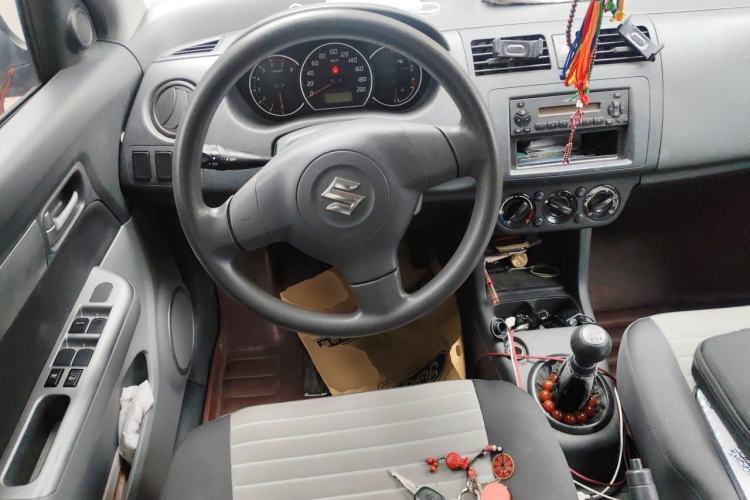 Used Suzuki Swift 2014 1.3L Manual Standard Edition Steering Wheel