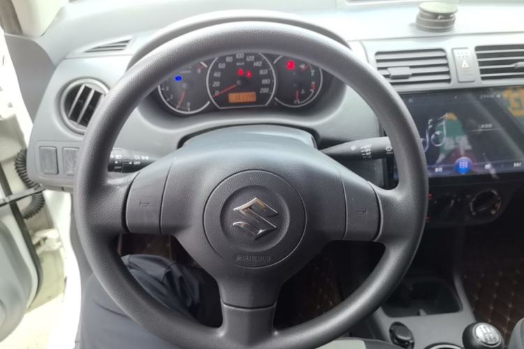 Used Suzuki Swift 2014 1.3L Manual Standard Edition Steering Wheel