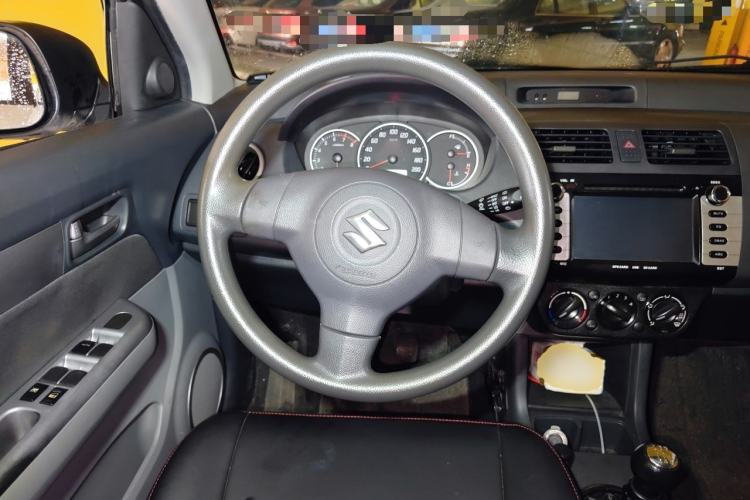 Used Suzuki Swift 2014 1.5L Manual Fashion Edition Steering Wheel