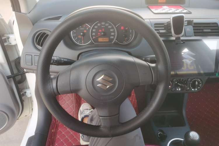 Used Suzuki Swift 2014 1.3L Manual Standard Edition Steering Wheel