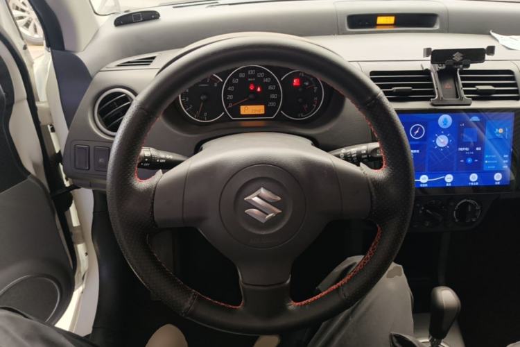 Used Suzuki Swift 2014 1.5L Automatic Fashion Edition Steering Wheel