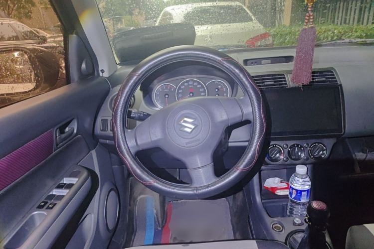 Used Suzuki Swift 2014 1.3L Manual Standard Edition Steering Wheel