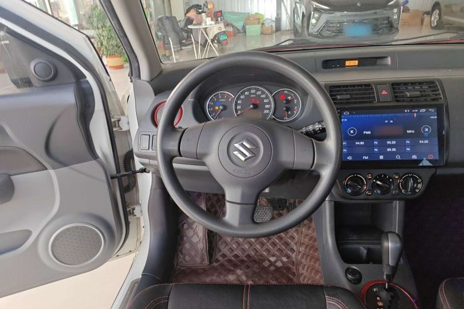 Used Suzuki Swift 2014 1.5L Automatic Fashion Edition Steering Wheel