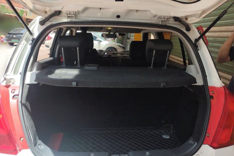 Used Suzuki Swift 2014 1.3L Manual Standard Edition Trunk
