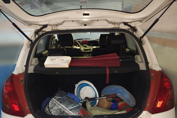 Used Suzuki Swift 2014 1.3L Manual Standard Edition Trunk