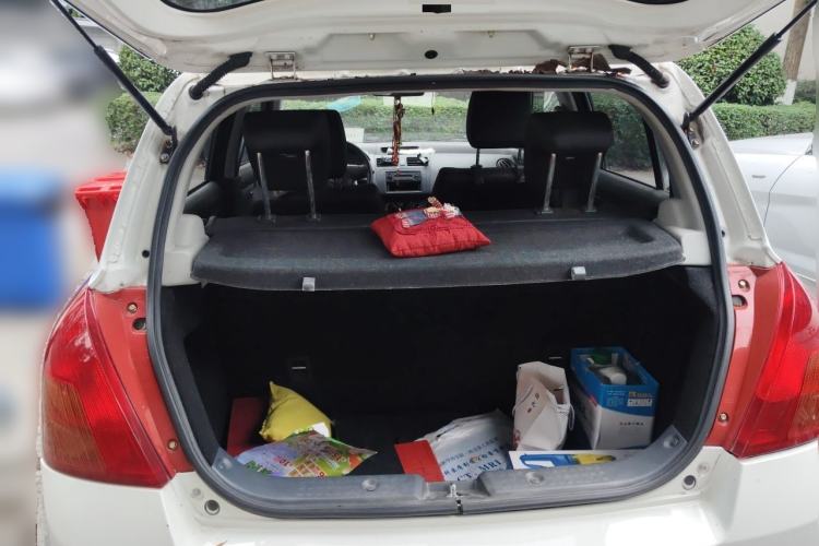 Used Suzuki Swift 2014 1.3L Manual Standard Edition Trunk