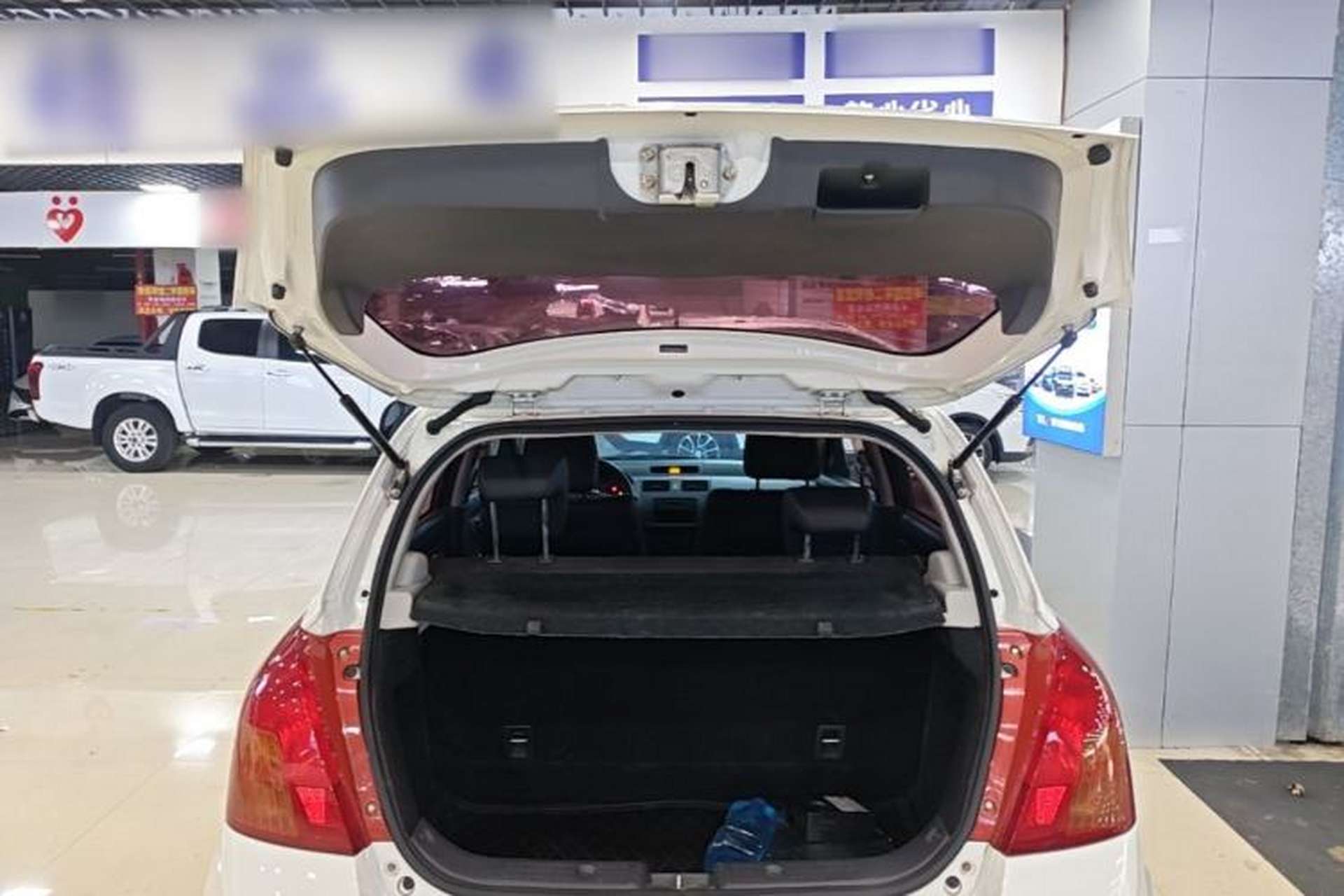 Used Suzuki Swift 2014 1.3L Manual Standard Edition Trunk