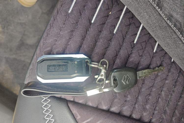 Used Suzuki Swift 2014 1.5L Automatic Fashion Edition Vehicle Key