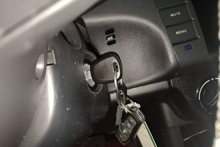 Used Suzuki Swift 2014 1.5L Automatic Fashion Edition Vehicle Key
