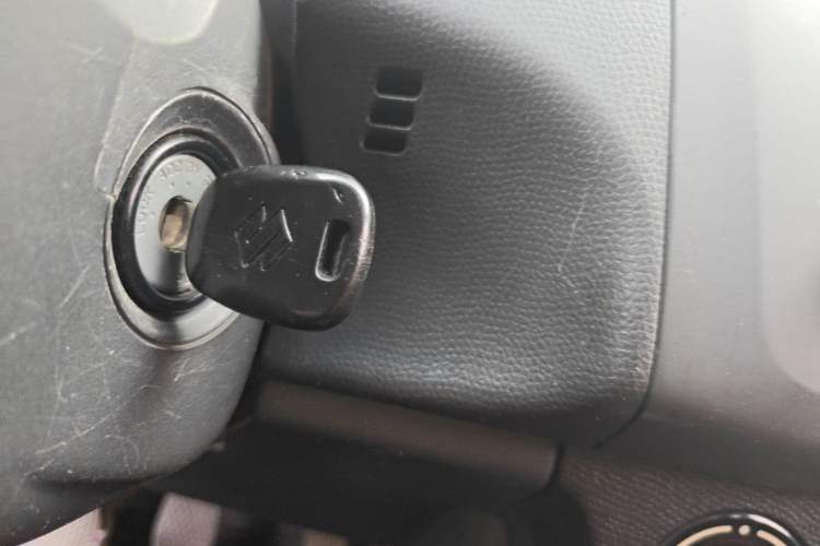 Used Suzuki Swift 2014 1.5L Manual Fashion Edition Vehicle Key