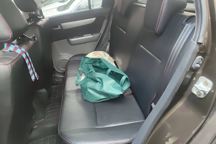 Used Suzuki Swift 2014 1.5L Manual Fashion Edition Interior 4