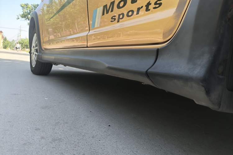 Used Suzuki Swift 2014 1.3L Manual Standard Edition Left Side Sill