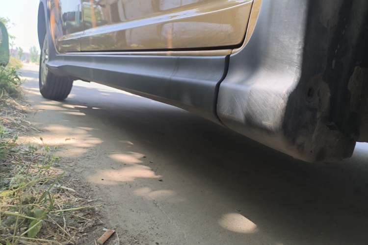 Used Suzuki Swift 2014 1.3L Manual Standard Edition Right Side Sill