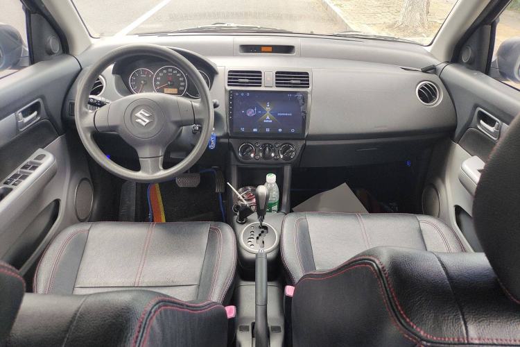 Used Suzuki Swift 2015 1.5L Automatic Limited Edition Center Console