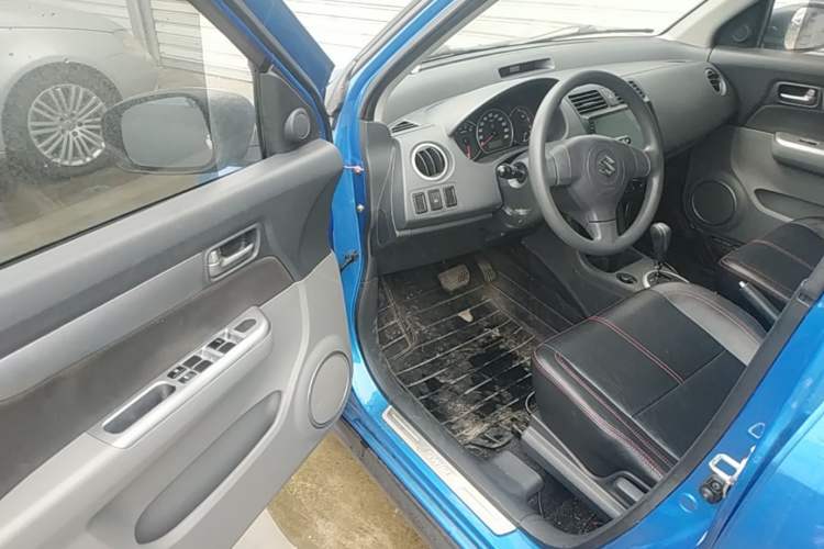 Used Suzuki Swift 2015 1.5L Automatic Limited Edition Driver Seat
