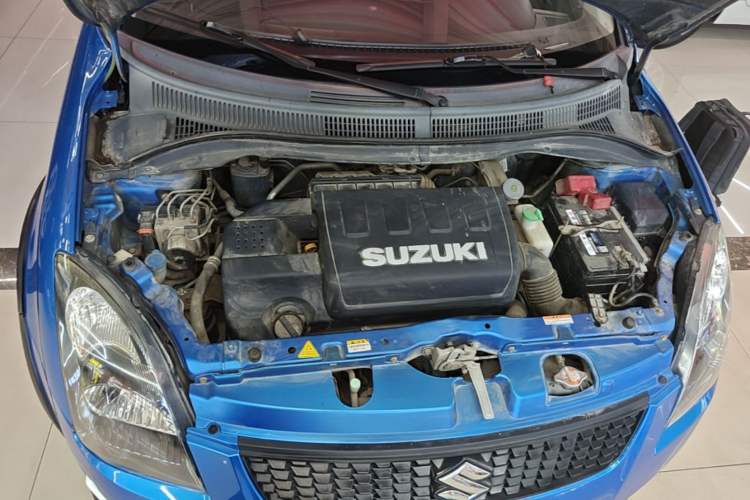 Used Suzuki Swift 2015 1.5L Automatic Limited Edition Engine Bay