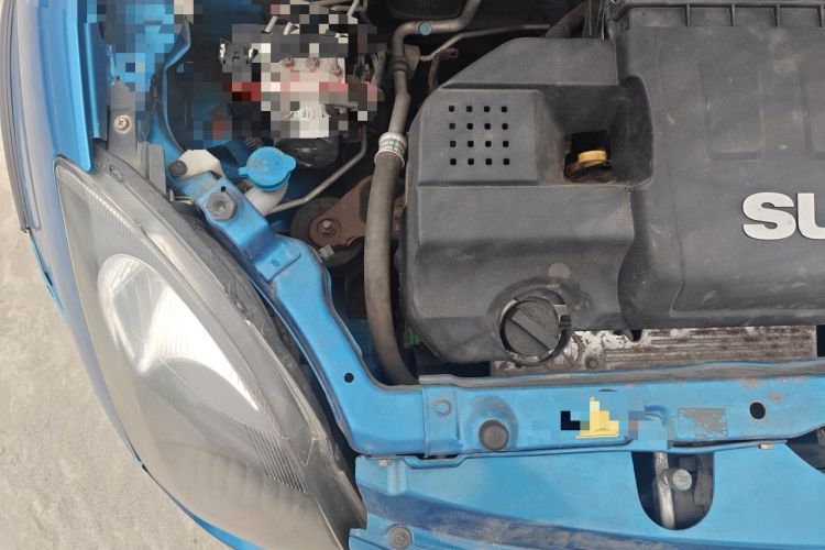 Used Suzuki Swift 2015 1.5L Manual Limited Edition Engine Bay Right