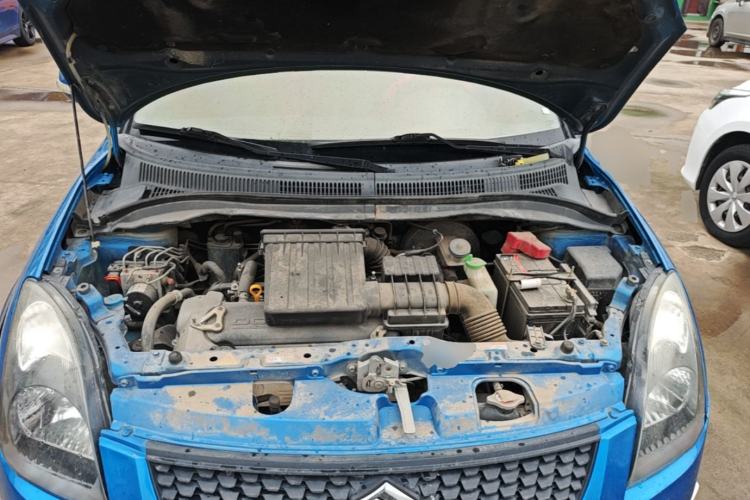 Used Suzuki Swift 2015 1.5L Automatic Limited Edition Engine Bay
