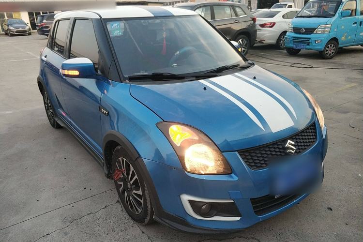 Used Suzuki Swift 2015 1.5L Automatic Limited Edition Exterior 2