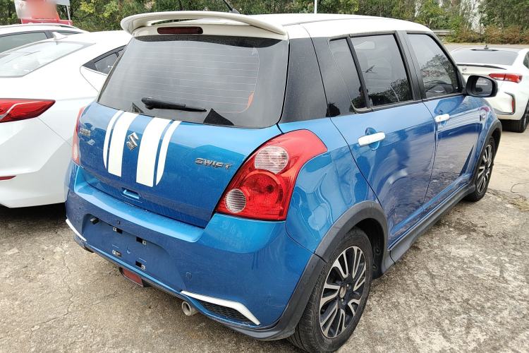Used Suzuki Swift 2015 1.5L Automatic Limited Edition Exterior 5