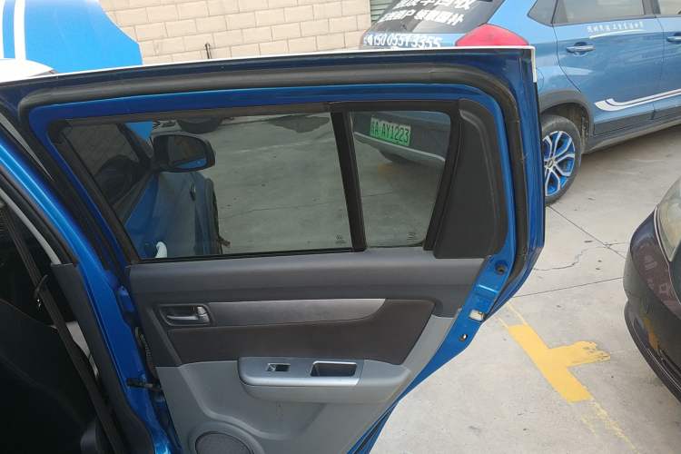 Used Suzuki Swift 2015 1.5L Automatic Limited Edition Interior 6