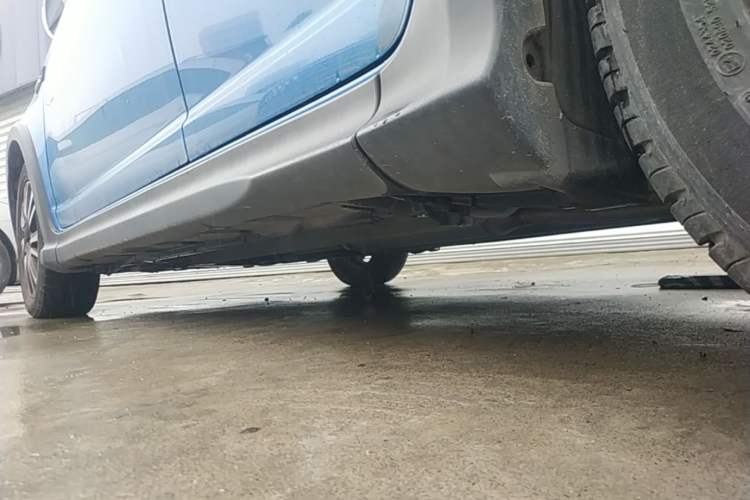 Used Suzuki Swift 2015 1.5L Automatic Limited Edition Left Side Sill