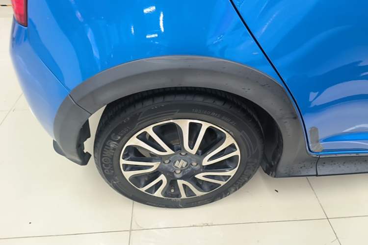 Used Suzuki Swift 2015 1.5L Automatic Limited Edition Right Rear Wheel Hub