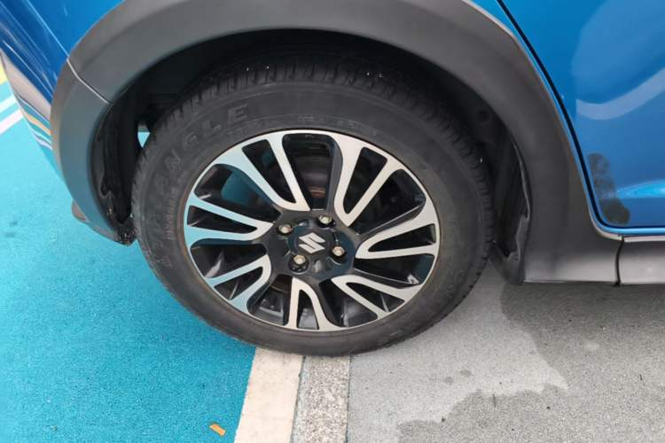 Used Suzuki Swift 2015 1.5L Automatic Limited Edition Right Rear Wheel Hub