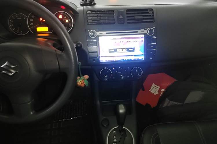 Used Suzuki Swift 2015 1.5L Automatic Limited Edition Audio And AC Panel