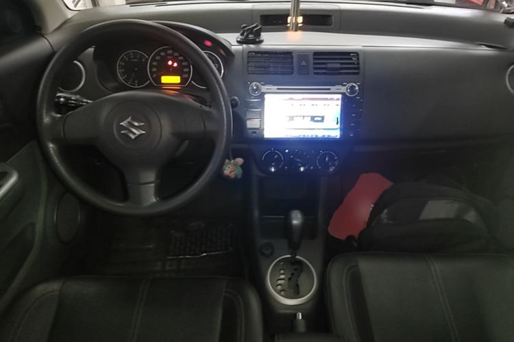 Used Suzuki Swift 2015 1.5L Automatic Limited Edition Center Console