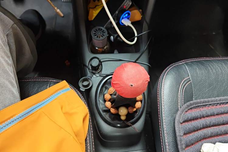 Used Suzuki Swift 2015 1.5L Manual Limited Edition Gear Lever