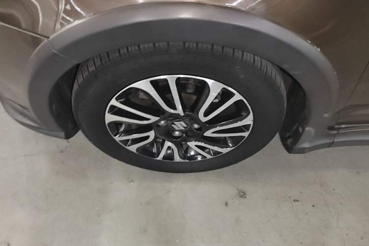 Used Suzuki Swift 2015 1.5L Automatic Limited Edition Left Front Wheel Hub