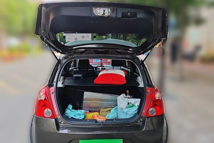 Used Suzuki Swift 2015 1.5L Manual Limited Edition Trunk