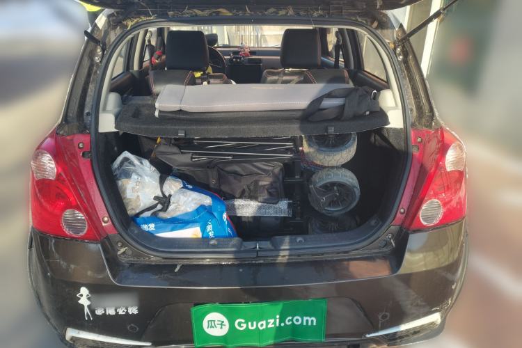 Used Suzuki Swift 2015 1.5L Automatic Limited Edition Trunk