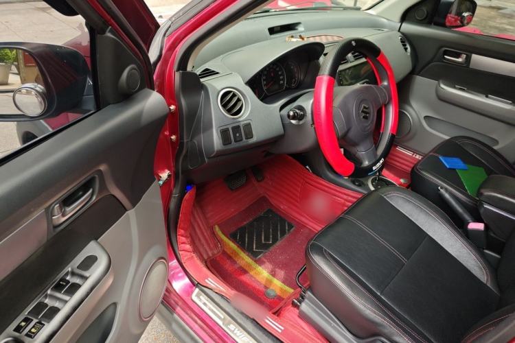 Used Suzuki Swift 2015 1.5L Automatic Limited Edition Driver Seat