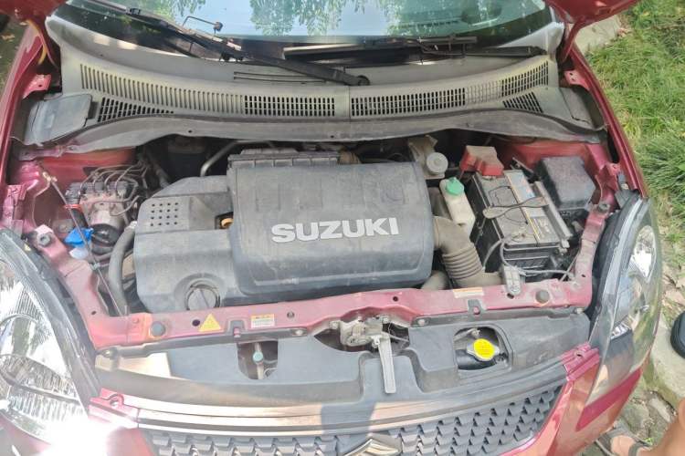 Used Suzuki Swift 2015 1.5L Automatic Limited Edition Engine Bay