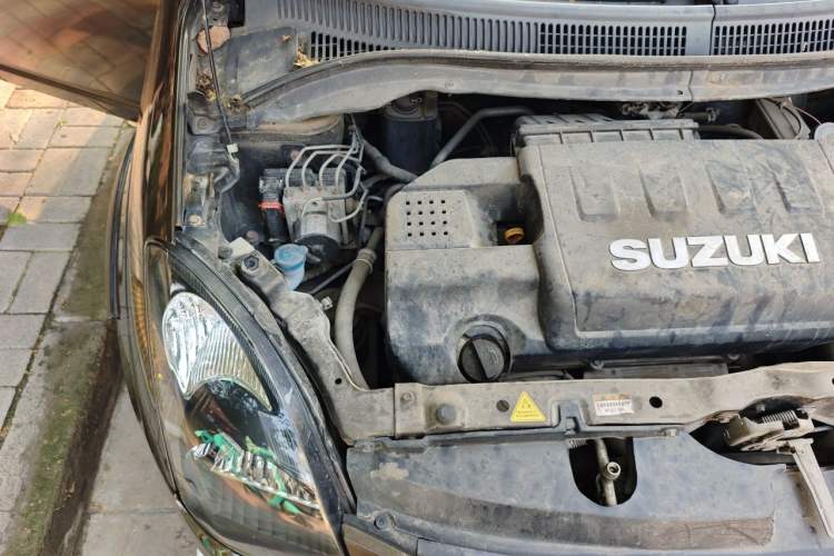 Used Suzuki Swift 2015 1.5L Automatic Limited Edition Engine Bay Right