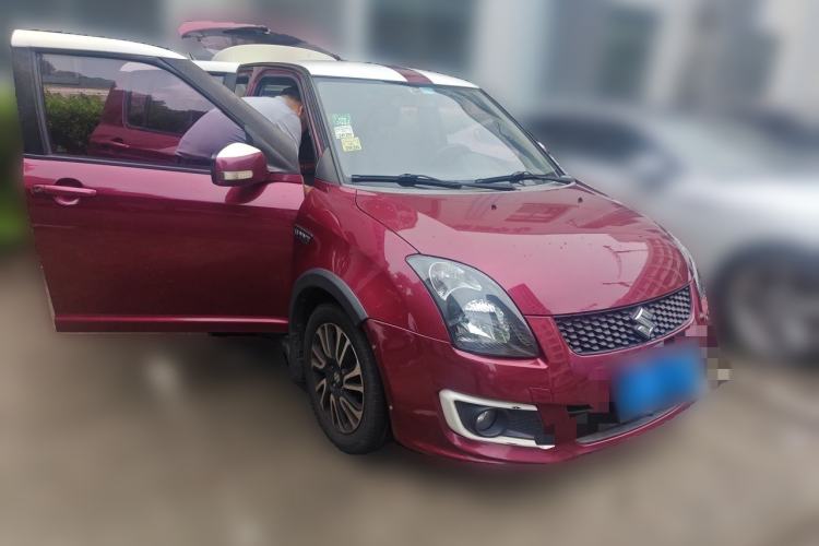 Used Suzuki Swift 2015 1.5L Automatic Limited Edition Front Right 45 Deg
