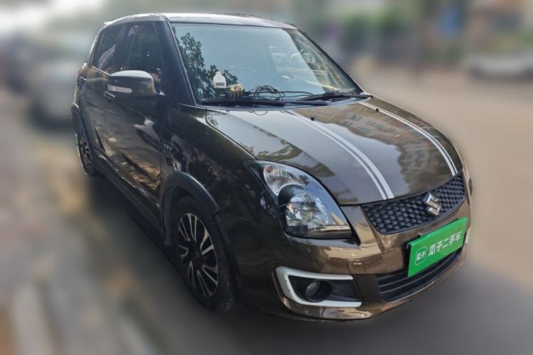 Used Suzuki Swift 2015 1.5L Automatic Limited Edition Front Right 45 Deg