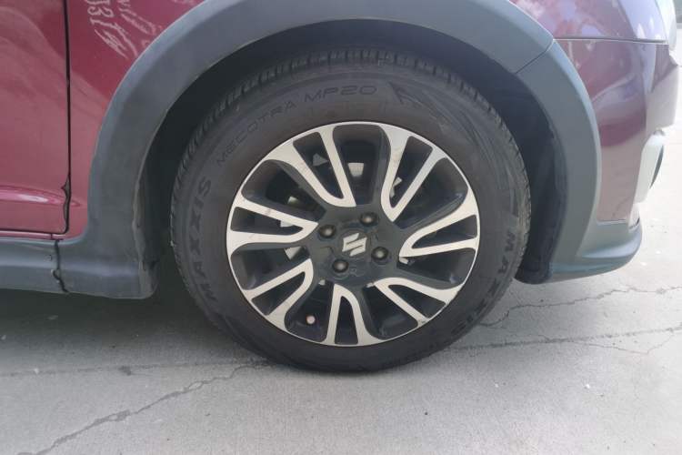 Used Suzuki Swift 2015 1.5L Automatic Limited Edition Right Front Wheel Hub