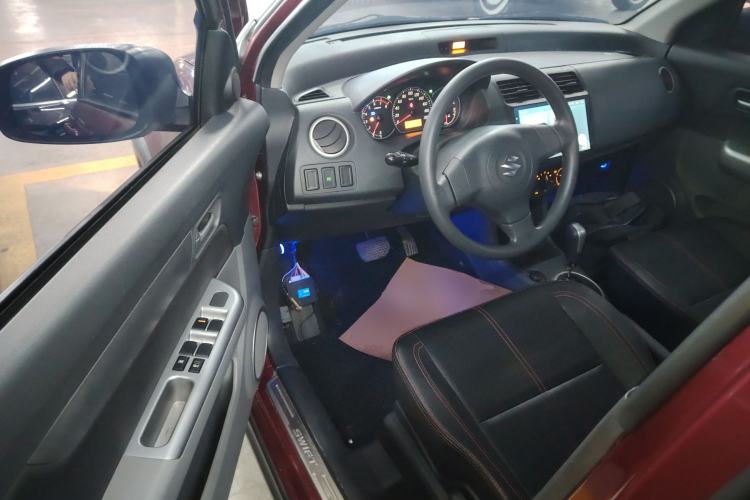 Used Suzuki Swift 2015 1.5L Automatic Limited Edition Driver Seat