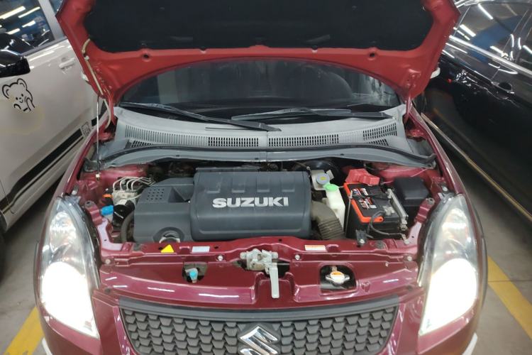 Used Suzuki Swift 2015 1.5L Automatic Limited Edition Engine Bay
